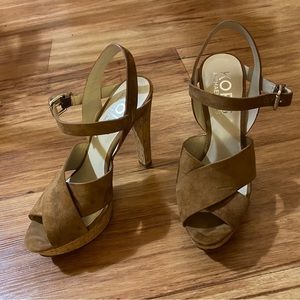 Michael Kors heel, tan, size 7.5